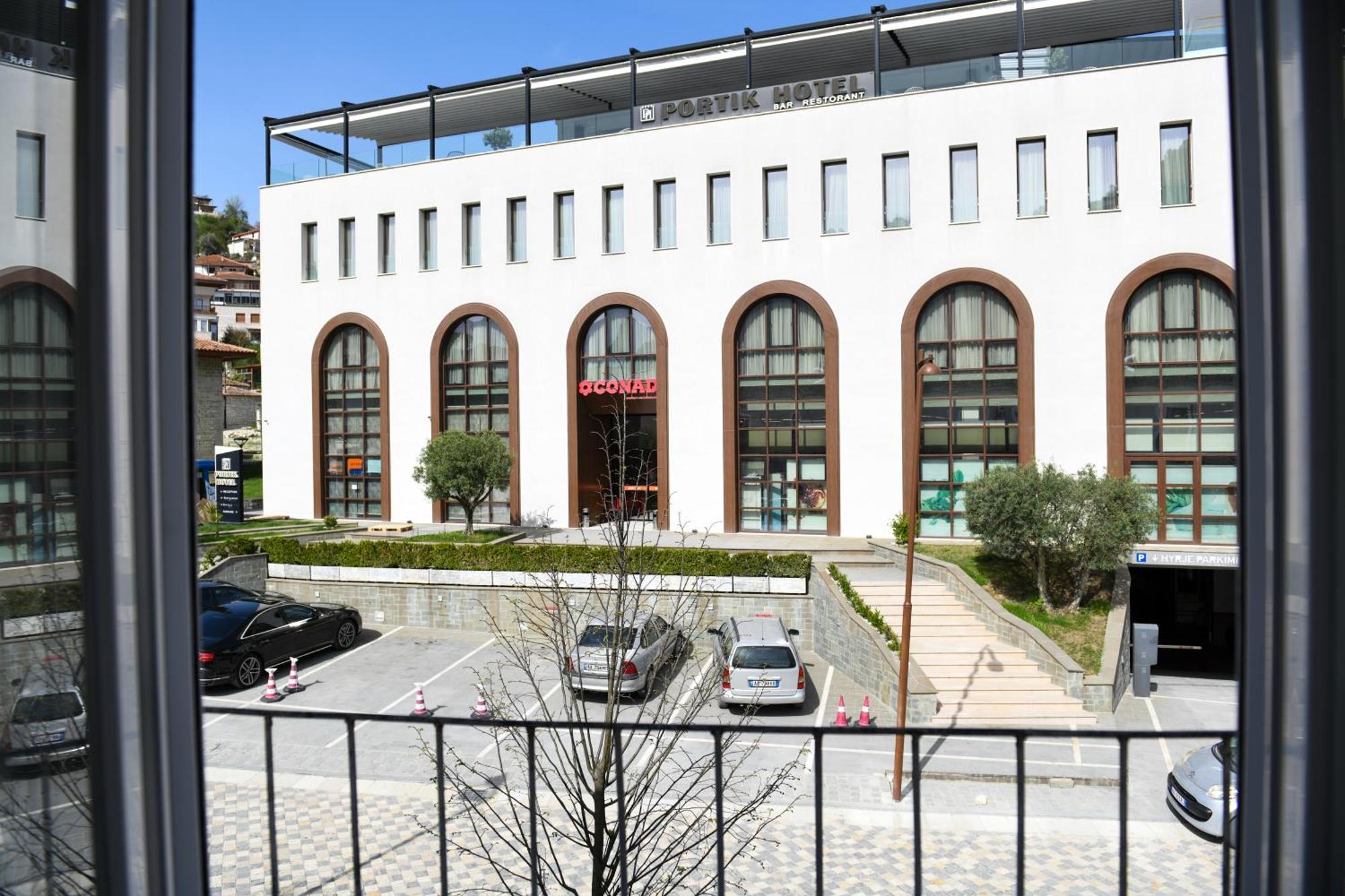 Guest House Cela City Centre Μπεράτ Εξωτερικό φωτογραφία