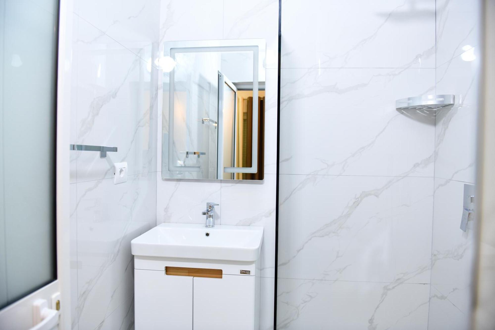Guest House Cela City Centre Μπεράτ Εξωτερικό φωτογραφία